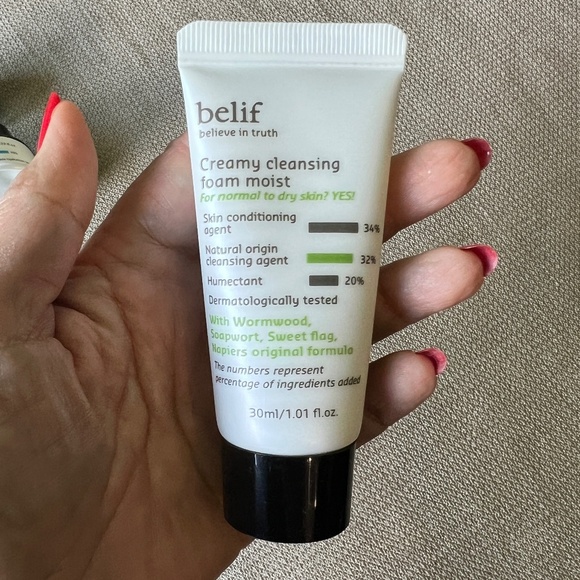 Belif Hydration Bestsellers On-The-Go Kit!   NEW - Picture 3 of 7